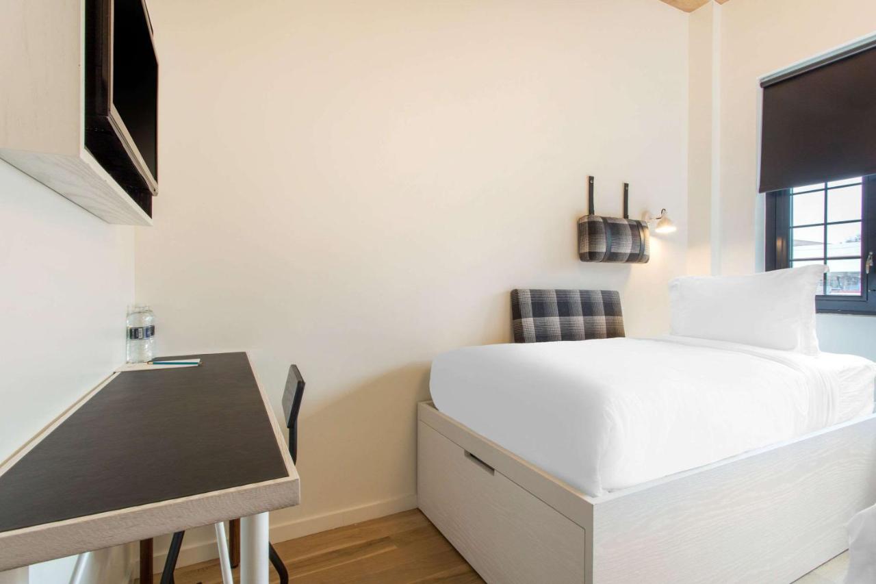 Gowanus Inn & Yard New York Buitenkant foto